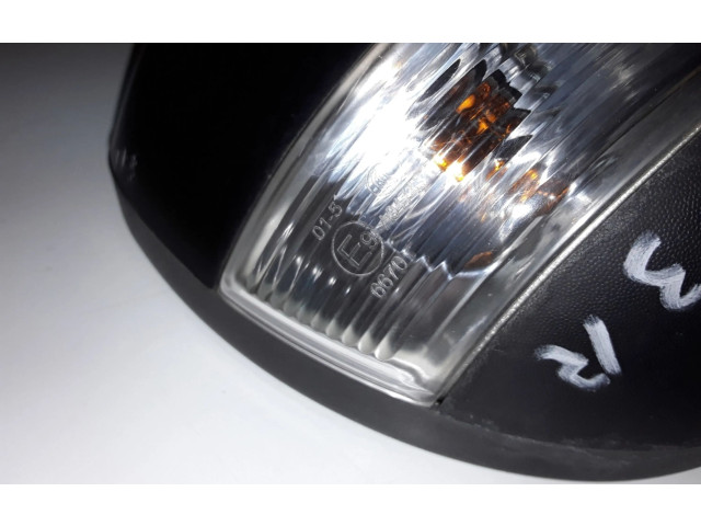 Zpětné zrcátko Renault Captur 2014 E96670