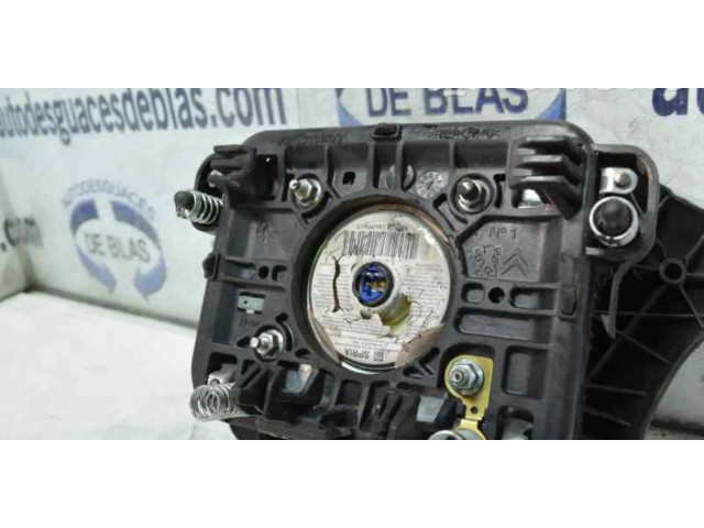 Подушка безопасности водителя PA10105021 Citroen Berlingo