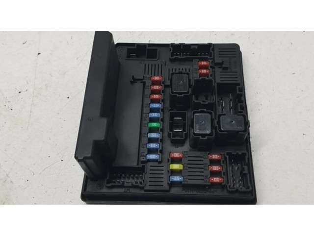 Pojistková skříňka 284B7JD00B, 519228324 Nissan Qashqai 2011