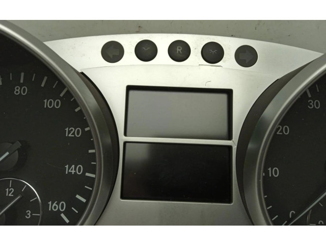 Панель приборов A2515403647   Mercedes-Benz ML W164       