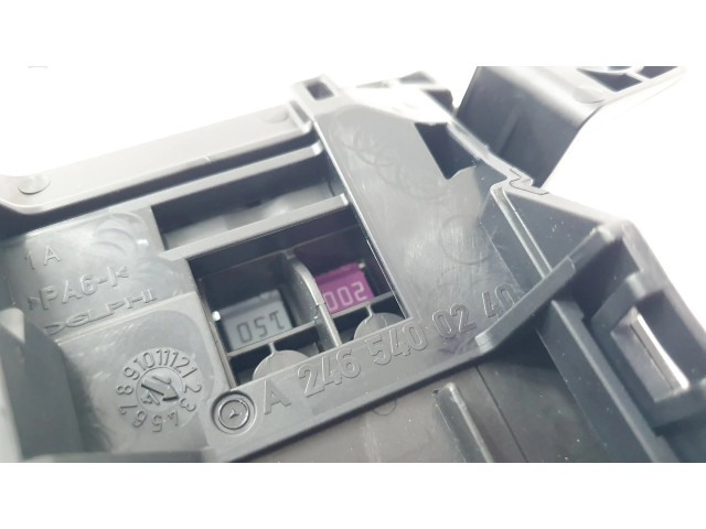 Pojistková skříňka A2465400240 Mercedes-Benz CLA C117 X117 W117 2015