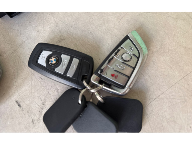 Подушка безопасности водителя 8585380, 9359011   BMW 5 GT F07