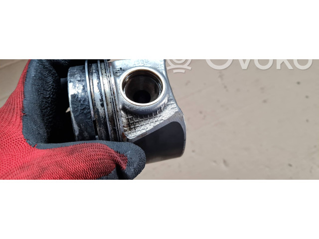  Поршень DTPA 05L  Audi A6 S6 C8 4K  