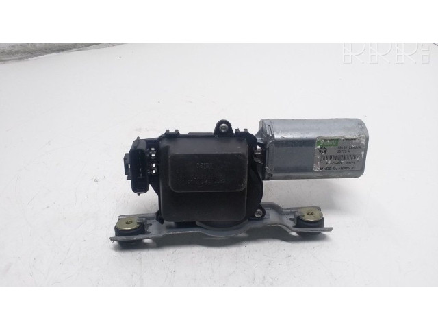 Двигатель стеклоочистителя заднего стекла