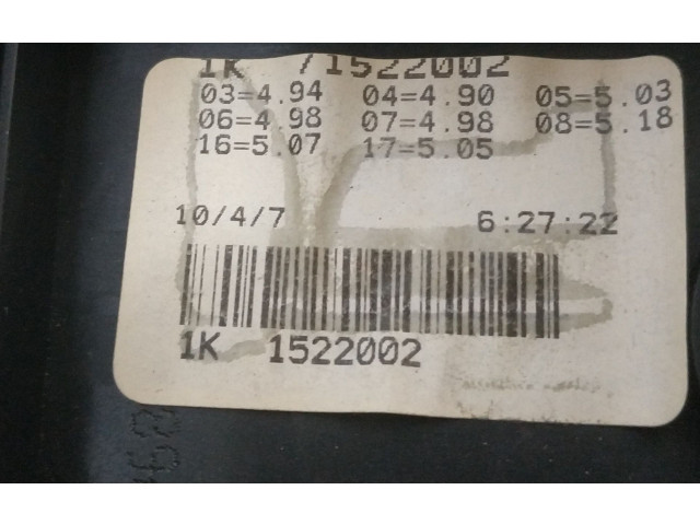 Блок предохранителей 1K1522002   Volkswagen Jetta V    