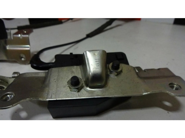 Замок опоры спинки сиденья