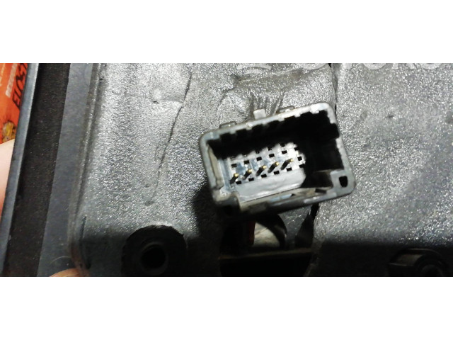 Зеркало электрическое        Renault Twingo II  2007 - 2014 года   