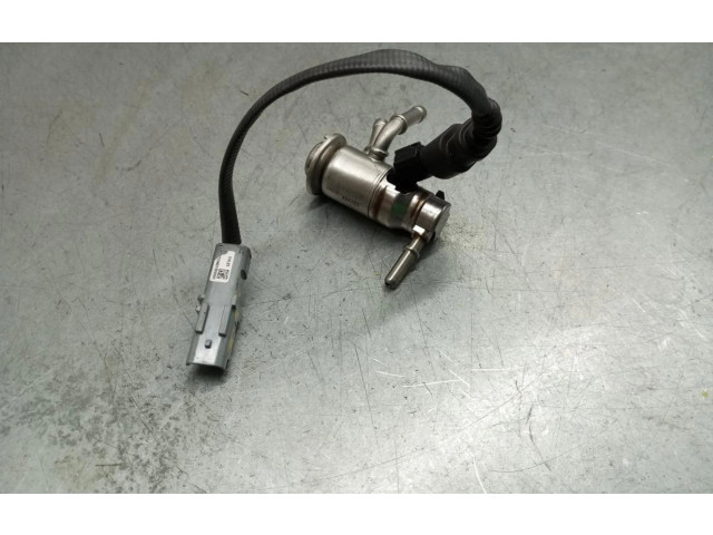 Vstřikovač 208995377R, R013403201   Renault Megane IV     