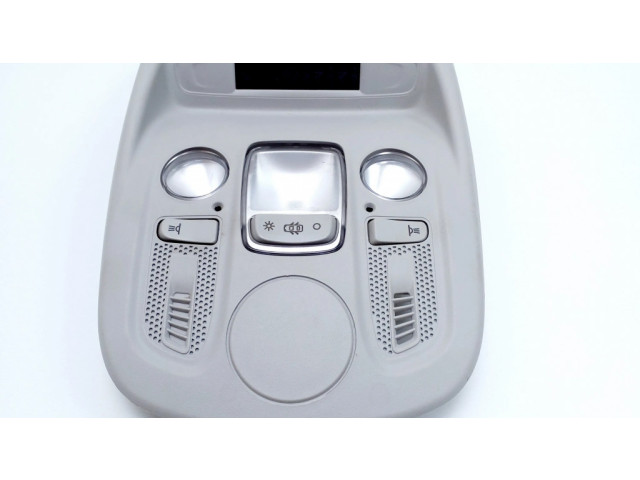 Фонарь освещения передних мест