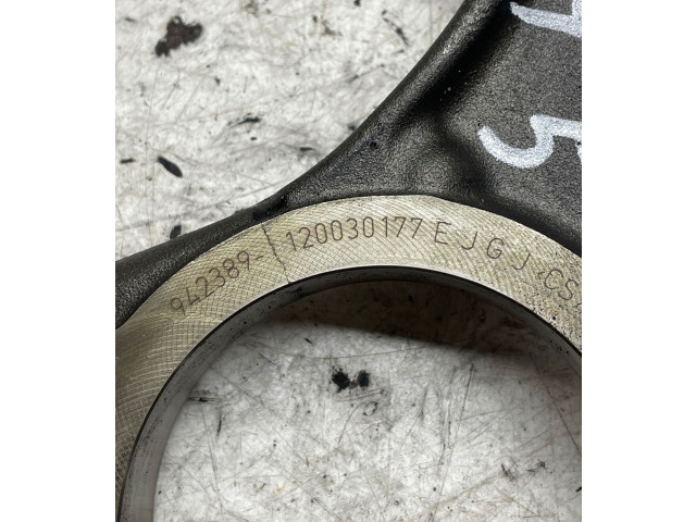 Поршень с шатуном V9X 120030177E Nissan Navara D40