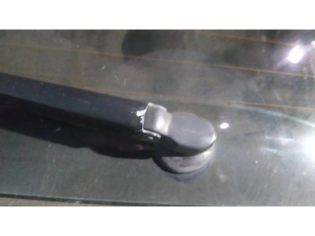 Моторчик заднего дворника     Ford Focus