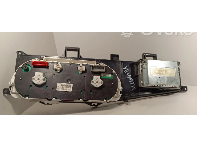 Přístrojová deska Renault Vel Satis 2006 8200263375