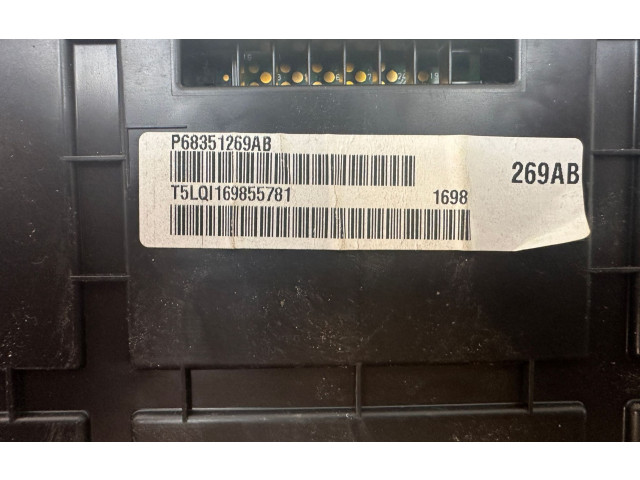 Přístrojová deska Dodge Challenger 2018 P68351269AB, P68351269AB