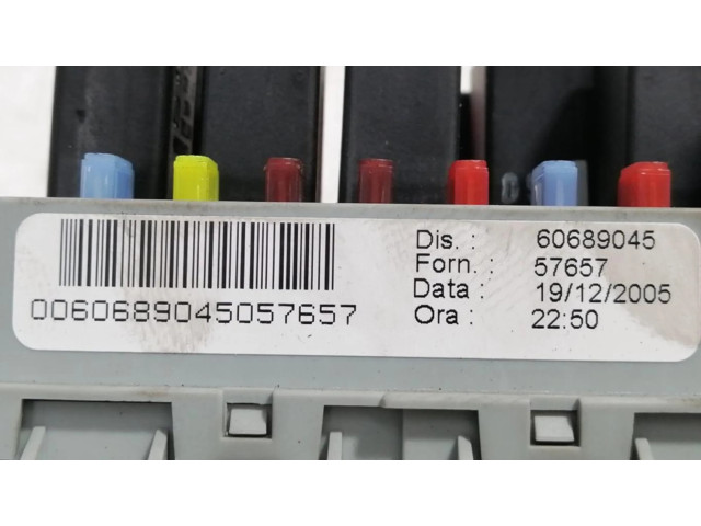 Блок предохранителей 60689045 Alfa Romeo 166