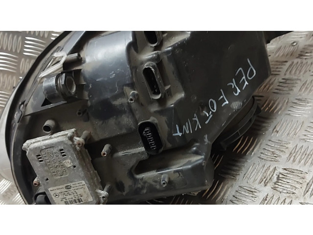 Передняя фара