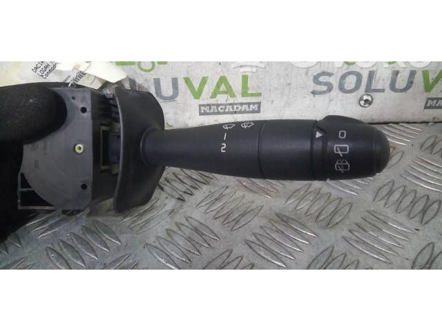 Ручка стеклоочистителей 6001551358 Dacia Logan I