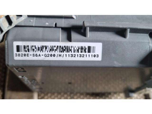 Pojistková skříňka 3820ES6AG200 Honda Civic 2004