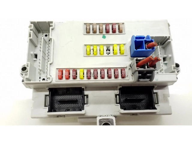 Блок предохранителей 50520758 Alfa Romeo Giulietta