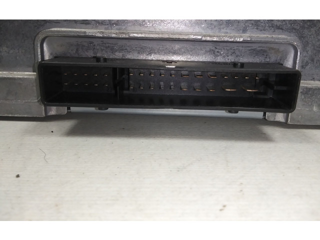 Блок управления двигателя 8T0035223AE   Audi A4 Allroad