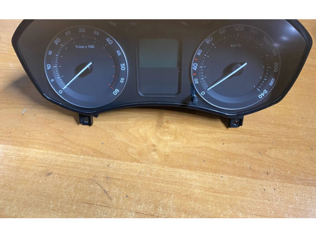 Панель приборов 1Z0920800D, V3560416 Skoda Octavia Mk2 (1Z)
