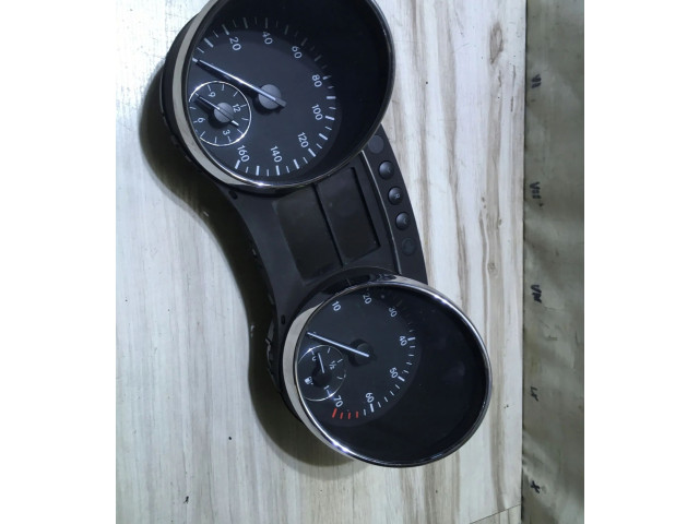 Панель приборов A25154017481   Mercedes-Benz R W251       