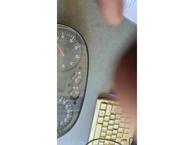 Панель приборов 1J0920806C, 070802 Volkswagen Bora