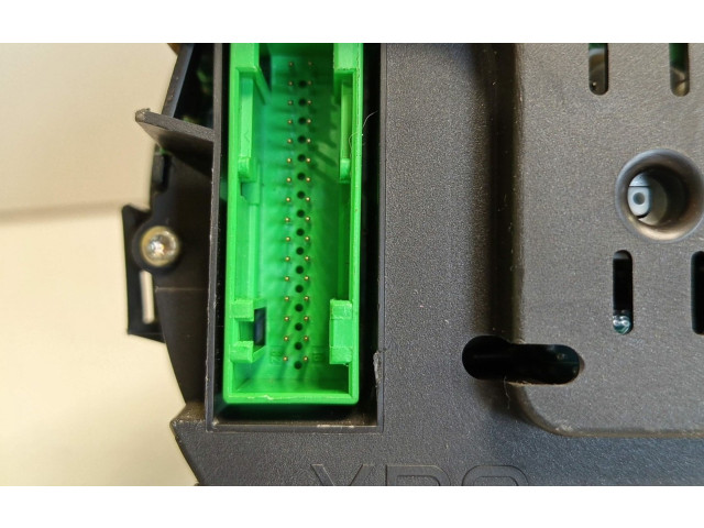 Панель приборов 110080020, 8Z0920900A Audi A2