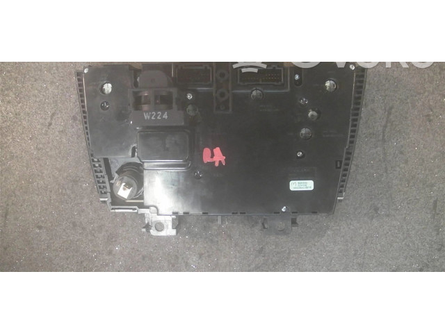 Блок управления климат-контролем 8682930 Volvo V70