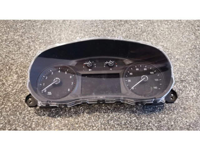 Přístrojová deska Buick Encore I 2018 42518504