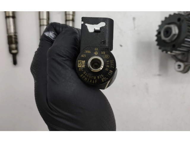 Блок предохранителей 05L130277E, 0445010790 Audi A3 8Y