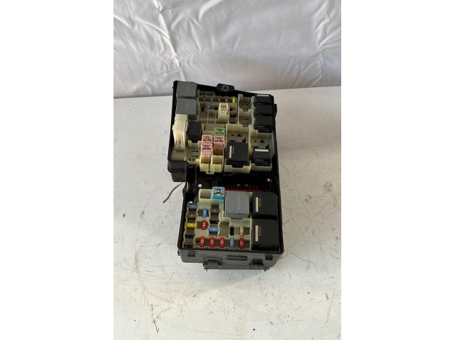 Pojistková skříňka AV6T-14A067, AV6T-14A067 Ford C-MAX II 2014