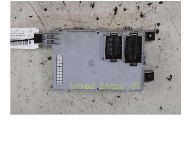   Pojistková skříňka 00521560520   Fiat Panda III 2014