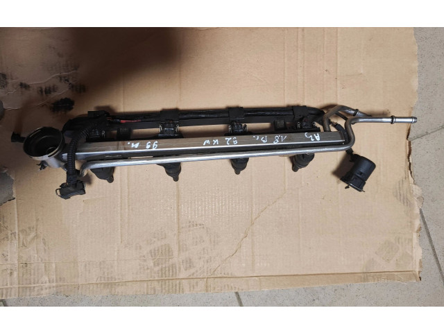 Топливная рампа Audi A3 S3 8L