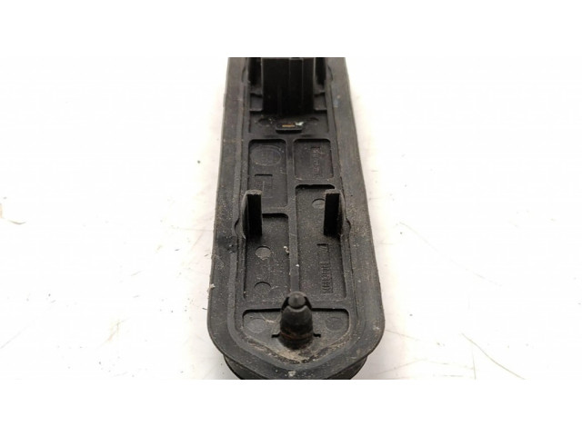 Контактное соединение дверей