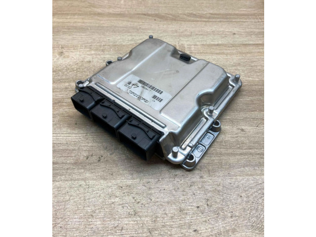 Блок управления двигателем Блок управления 8200065994, 0281011086 Volvo S40, V40