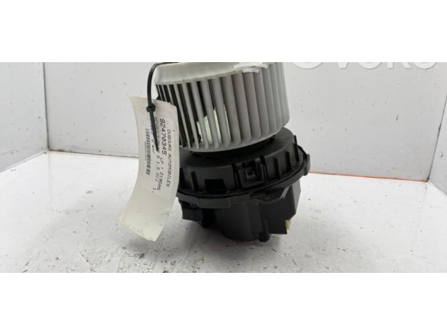 Вентилятор печки DT1163605380 Renault Clio V