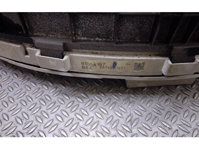 Панель приборов 8100A197 Mitsubishi Grandis