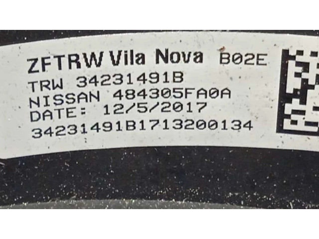 Volant Nissan Micra C+C 2017 484305FA0A