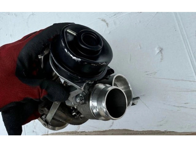 Turbodmychadlo Нагнетатель 7588938 BMW M5