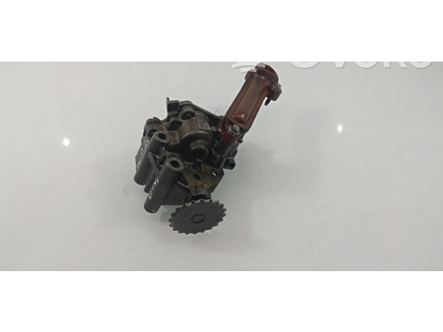 Масляный насос 8200345633 Renault Scenic II - Grand scenic II