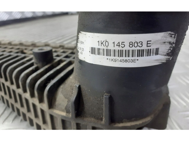 Интеркулер  1KO145803E   Skoda Octavia Mk2 (1Z) 