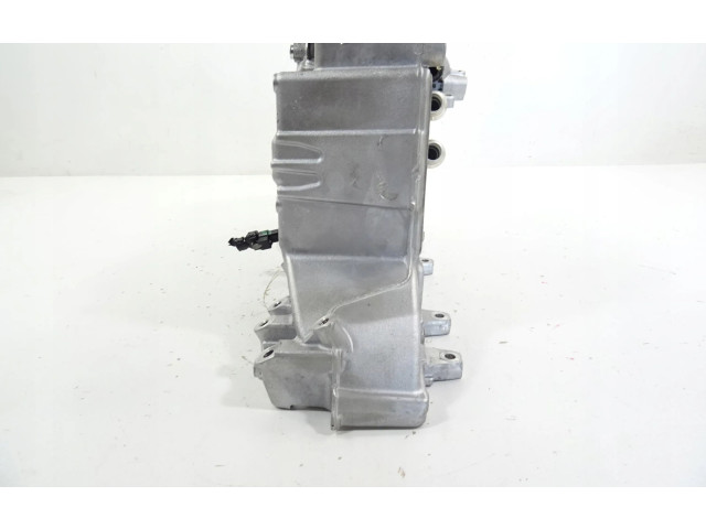 Поршень Всасывающий коллектор 05L129766R Skoda Octavia Mk4