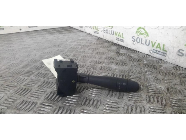 Ручка стеклоочистителей 6001551356 Dacia Logan I