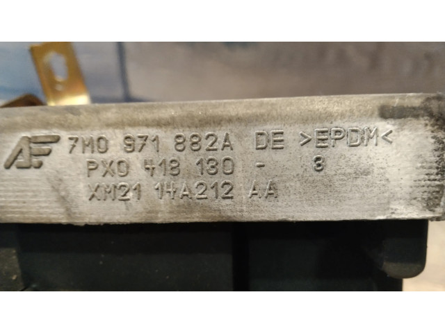 Блок предохранителей 7M0971882A Ford Galaxy