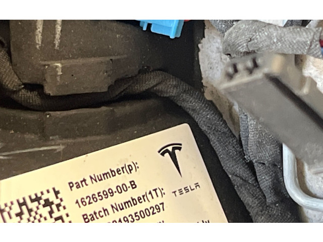 Руль Tesla Model 3 2017 - года 162659900B, 0493500297