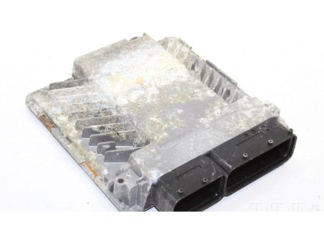 Řídící jednotka 03G906018 Volkswagen PASSAT B6 2007