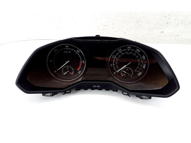 Панель приборов 3V0920941B   Skoda Superb B8 (3V)       