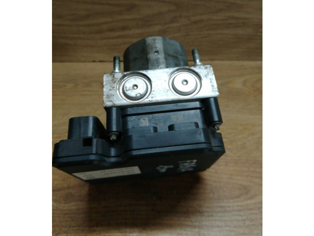 Блок АБС 6R0907379AS, 6R0907379AT Skoda Fabia Mk2 (5J) 2007 - 2014 года