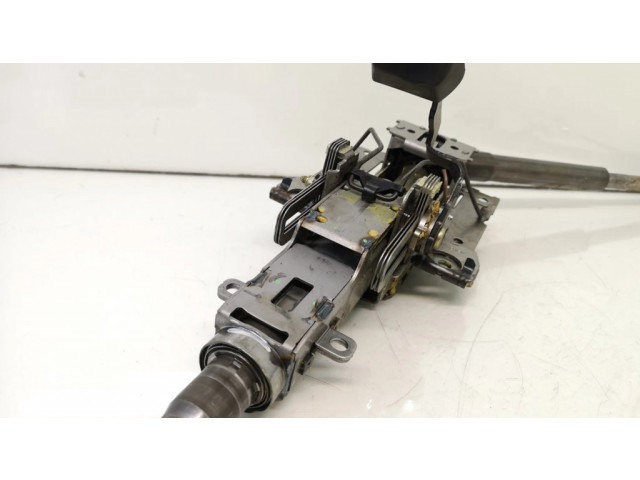 Крестовидная связь оси рулевого колеса