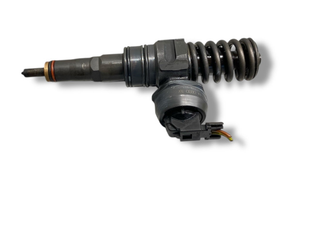 Форсунка 0414720216, 038130073ba    Audi A6 S6 C5 4B  AVF 